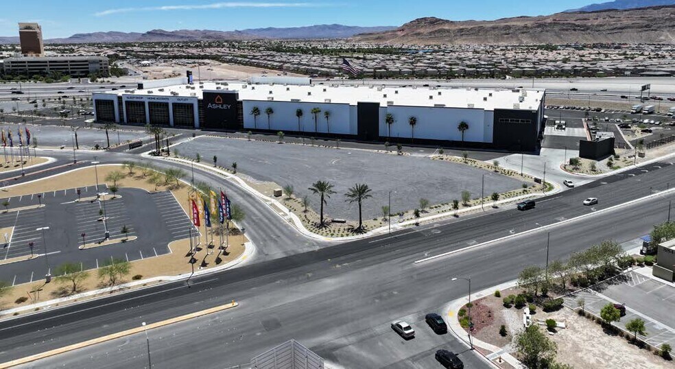 More Photos Of 6555 S Riley St, Las Vegas Unknown For Lease