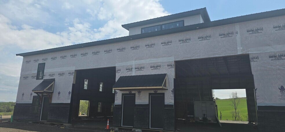 More Photos Of 1134 NY State Route 5, Elbridge Light Distribution For Lease