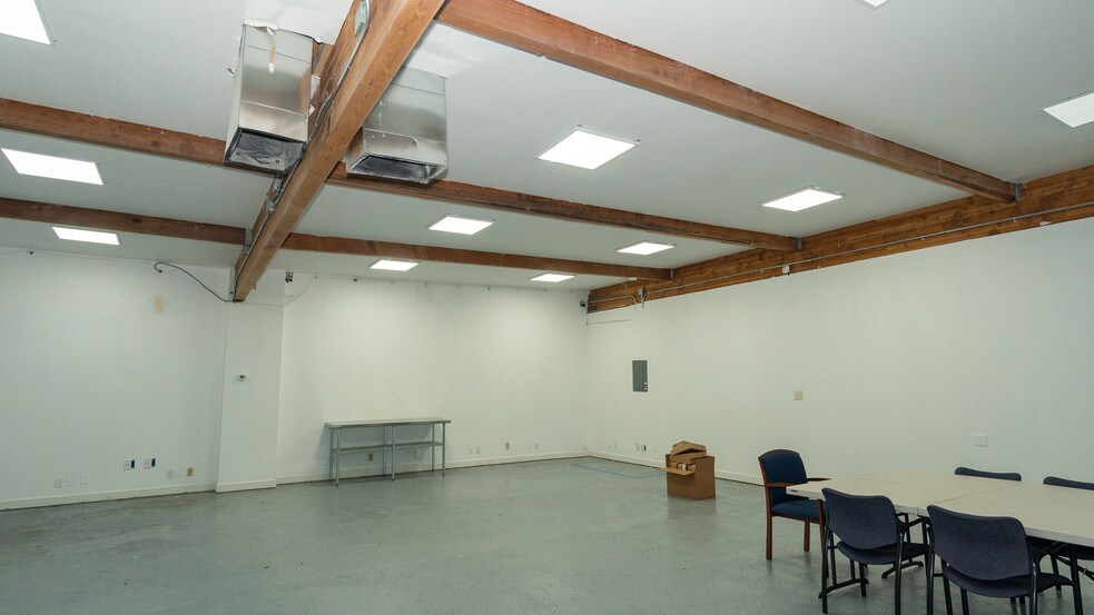 More Photos Of 9212 Mira Este Ct, San Diego Research And Development For Sale