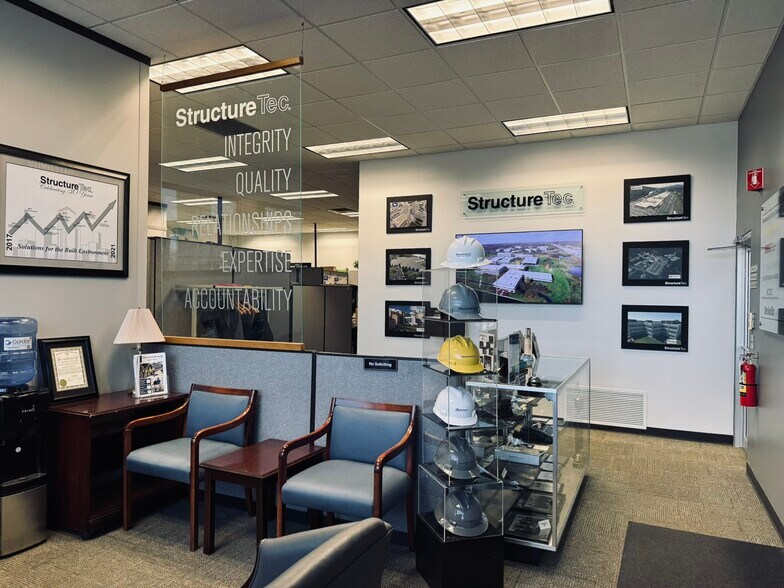 More Photos Of 4775 Campus Dr, Kalamazoo Office For Sale