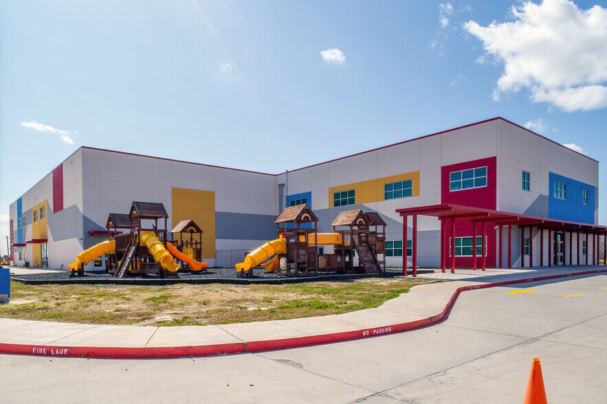 More Photos Of 6609 Evans Rd, Corpus Christi Schools For Sale