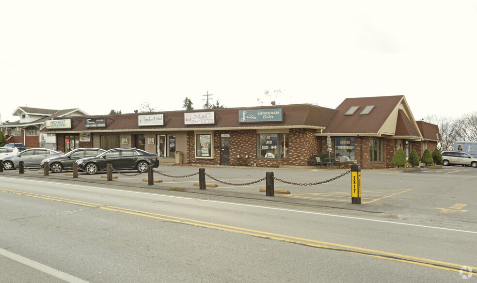 Primary Photo Of 3589 Brodhead Rd, Monaca General Retail For Sale