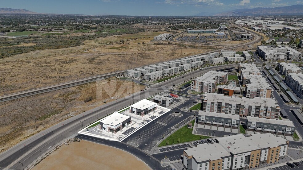 More Photos Of 13657 S 600 W, Draper General Retail For Lease