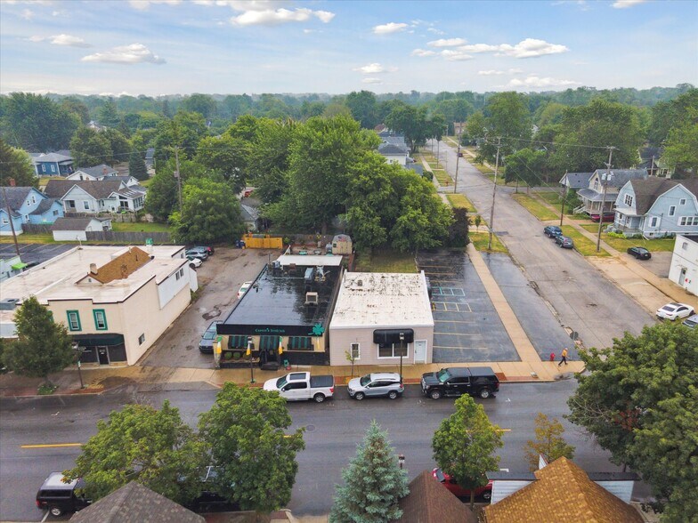 More Photos Of 1000 N Johnson St, Bay City Medical For Sale