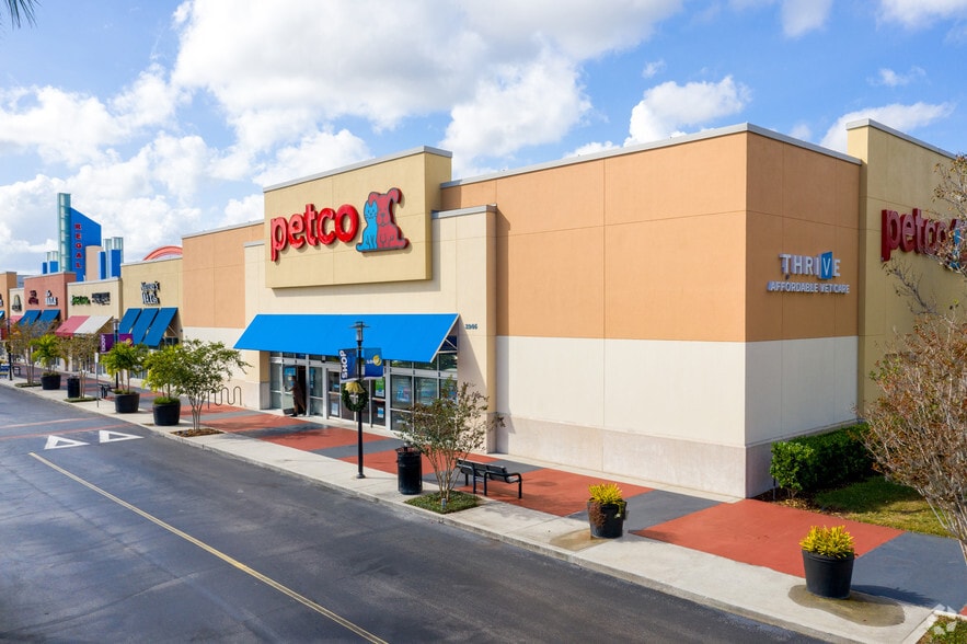 Primary Photo Of 3208 N John Young Pky, Kissimmee Unknown For Lease