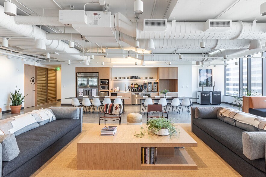 More Photos Of 1775 Tysons Blvd, McLean Coworking Space