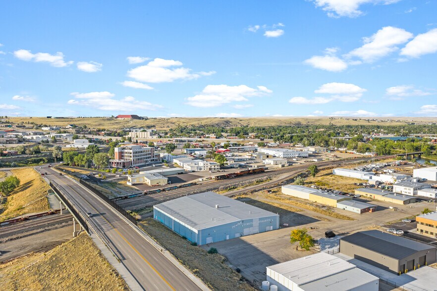 More Photos Of 888 Antler Dr, Casper Warehouse For Lease