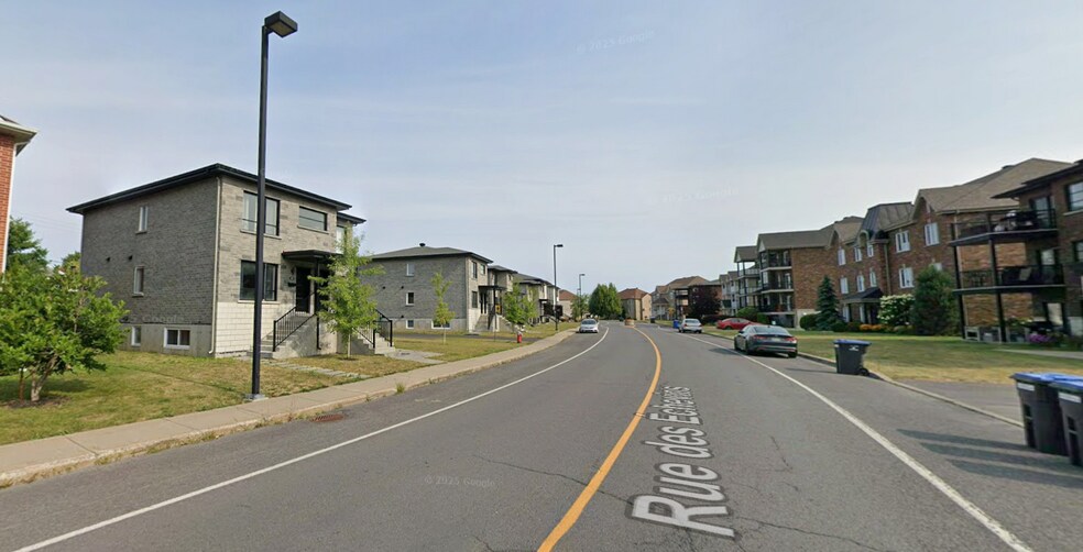 More Photos Of 100-104 Rue Des Échevins, Saint-jean-sur-richelieu Apartments For Sale