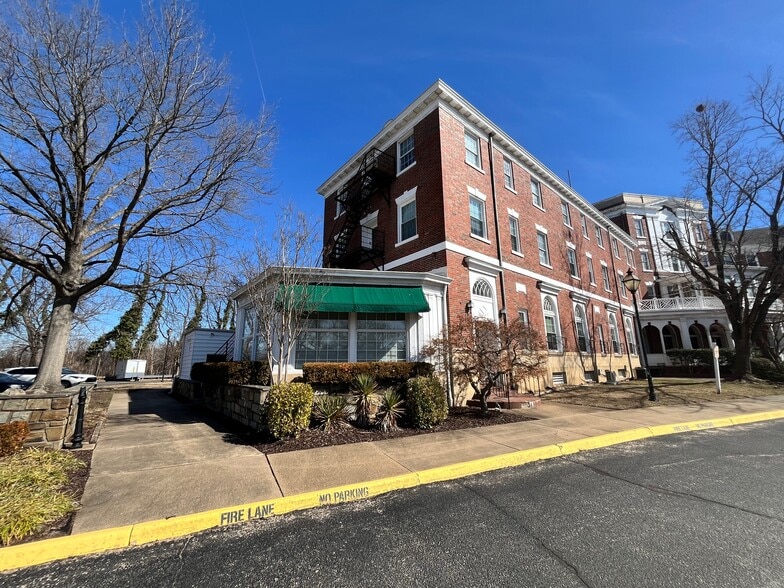 More Photos Of 2217 Princess Anne St, Fredericksburg Office Residential For Lease