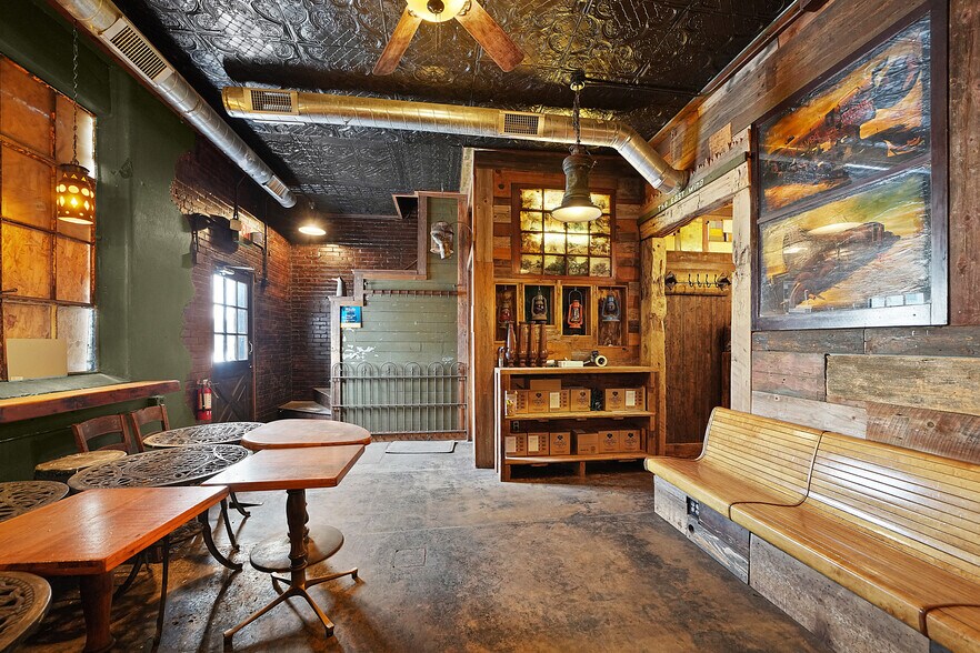 More Photos Of 424 Walbridge St, Kalamazoo Industrial For Sale