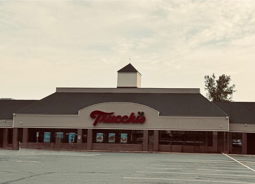 Primary Photo Of 53 Tremont St, Taunton Storefront For Lease