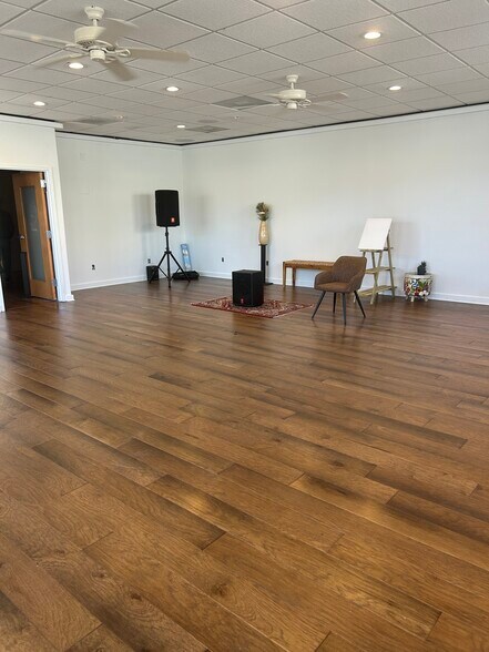 More Photos Of 4005 Granby St, Norfolk Freestanding For Lease