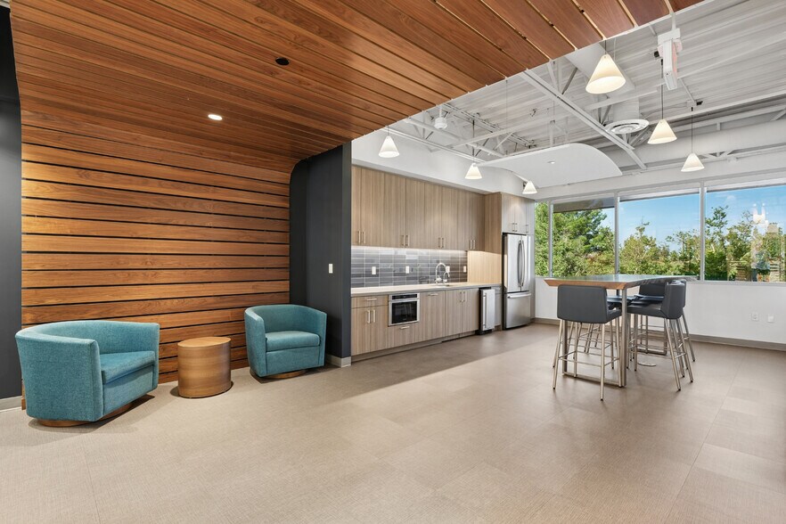 More Photos Of 20532 El Toro Rd, Mission Viejo Office For Sale