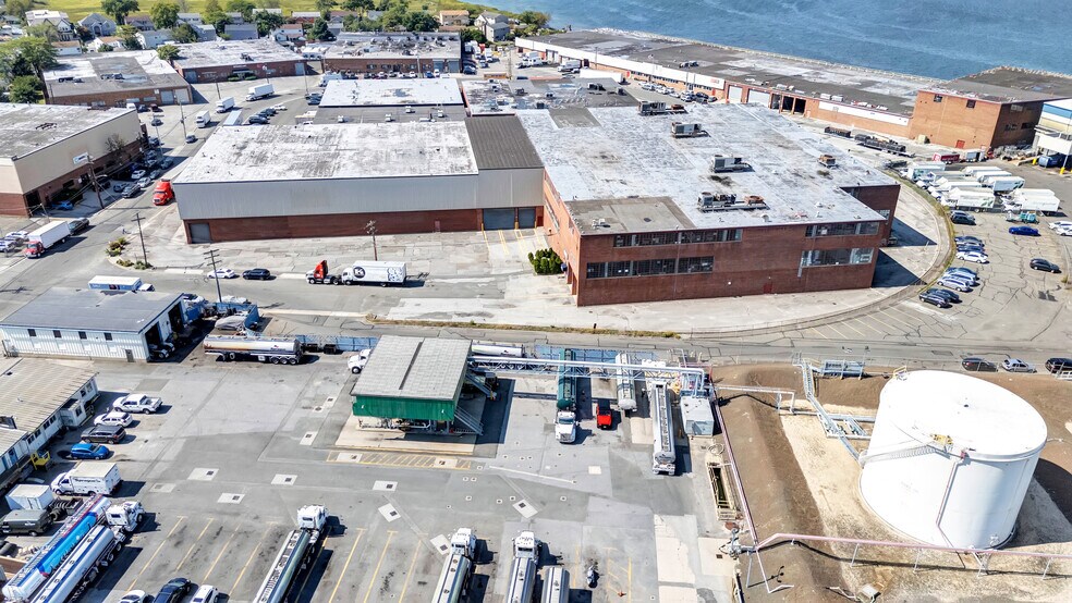 More Photos Of 40 Inip Dr, Inwood Unknown For Lease