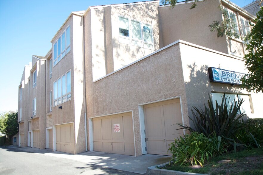 More Photos Of 3950 Long Beach Blvd, Long Beach Medical For Lease