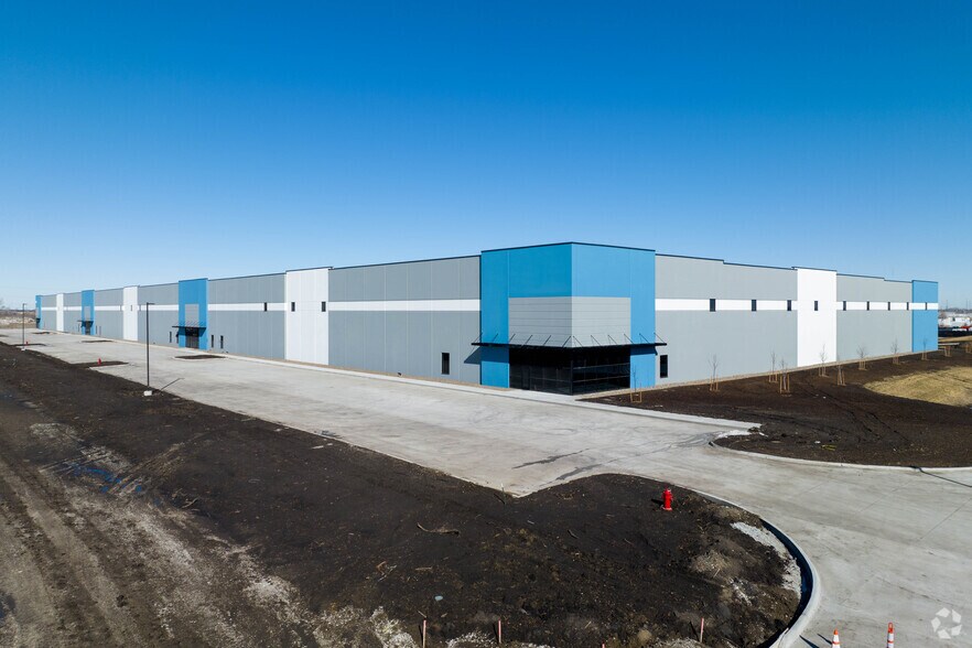 More Photos Of 3901 SE Park Dr, Grimes Industrial For Lease