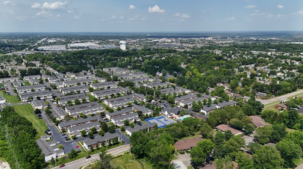 More Photos Of 7909-7925 Station St, Columbus Flex For Lease