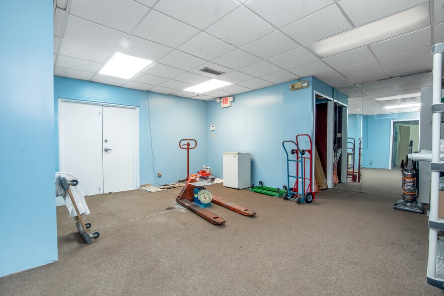 More Photos Of 3071 NW 64th Ave, Sunrise Warehouse For Sale