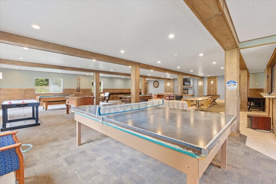 More Photos Of 64 White Dr, Milan Specialty For Sale