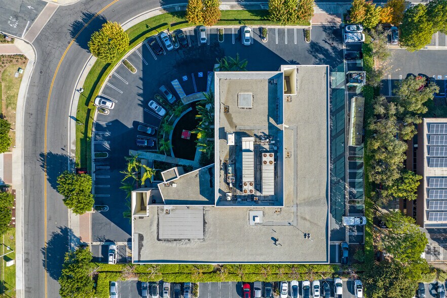 More Photos Of 43 Corporate Park, Irvine Office For Lease