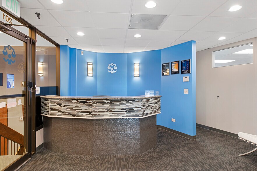 More Photos Of 469 S Cherry St, Denver Office For Sale