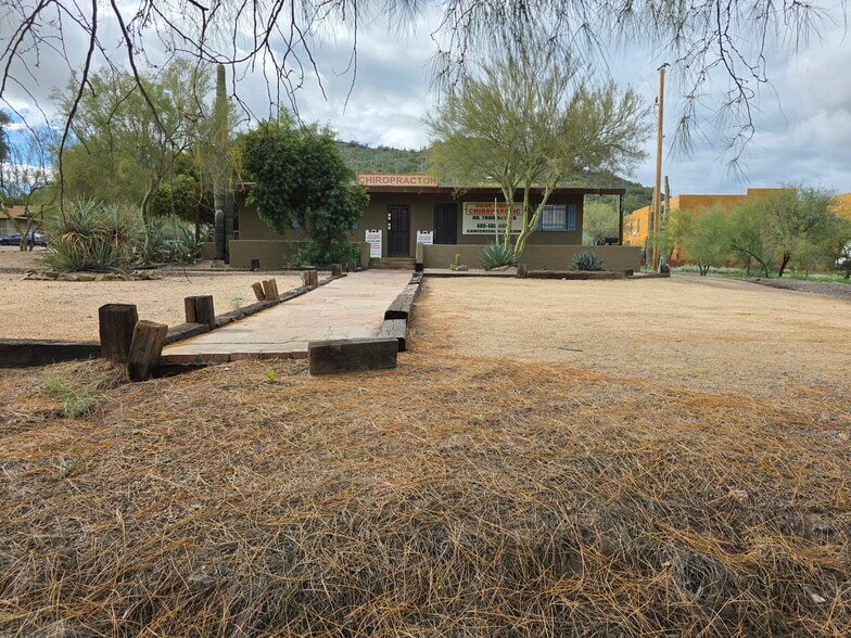 Primary Photo Of 37234 N Cave Creek Rd, Cave Creek Office For Sale