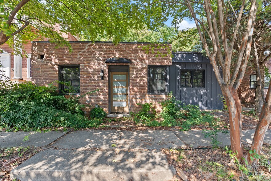 More Photos Of 1520 Broadway St, Little Rock Multifamily For Sale