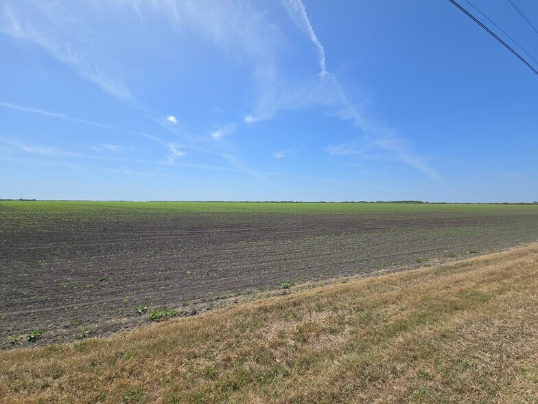 More Photos Of 5965 Bear ln, Corpus Christi Land For Sale