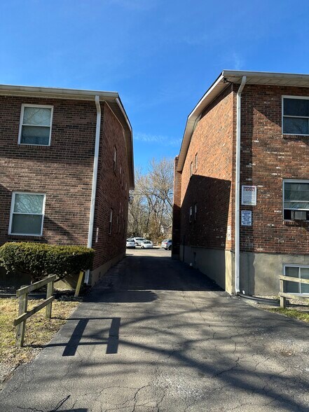 More Photos Of 7300-7310 Southside Dr, Louisville Apartments For Sale