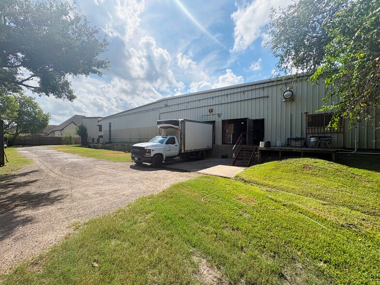 More Photos Of 102 W Canino Rd, Houston Refrigeration Cold Storage For Sale