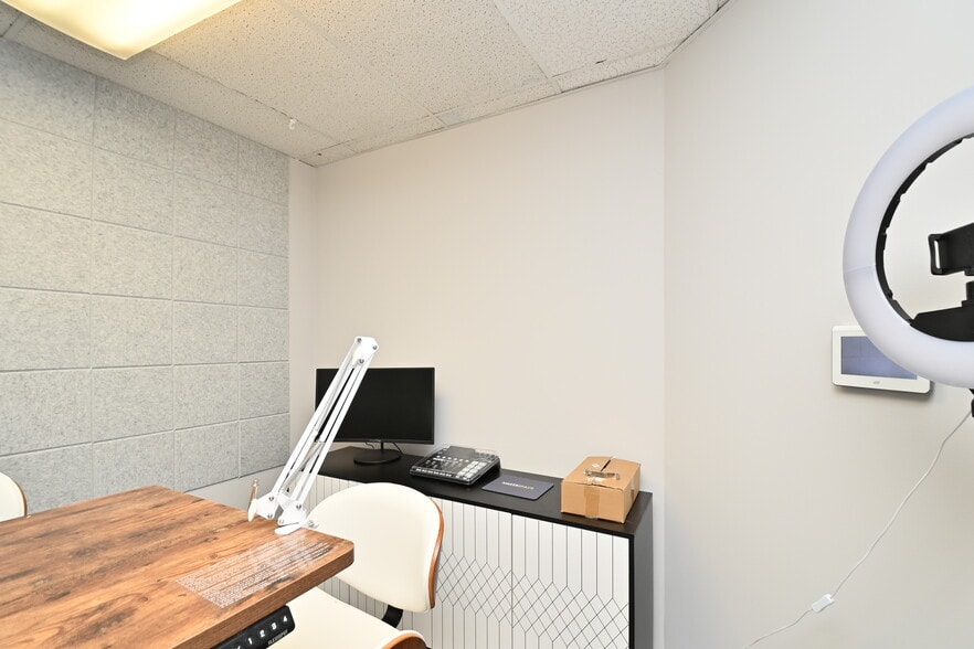 More Photos Of 10903 Indian Head Hwy, Fort Washington Office For Lease