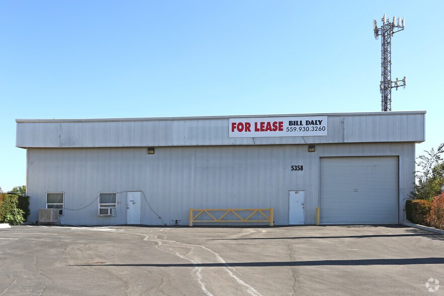 More Photos Of 5358 N Barcus Ave, Fresno Warehouse For Lease