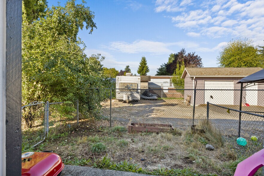 More Photos Of 501 37th St SE, Auburn Apartments For Sale