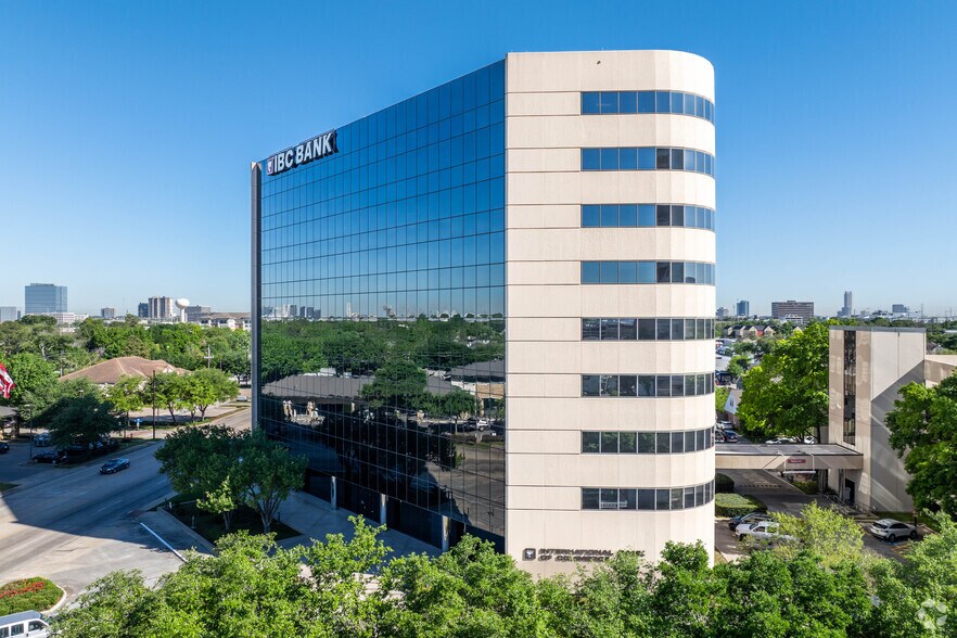 More Photos Of 5615 Kirby Dr, Houston Office For Lease