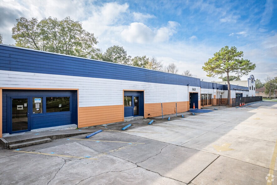 More Photos Of 5435 S Braeswood Blvd, Houston Specialty For Sale