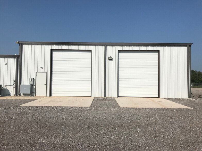 More Photos Of 5602 E Hwy 66, El Reno Industrial For Sale