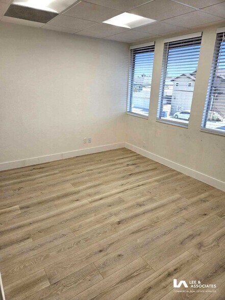 More Photos Of 3662 Katella Ave, Los Alamitos Medical For Lease