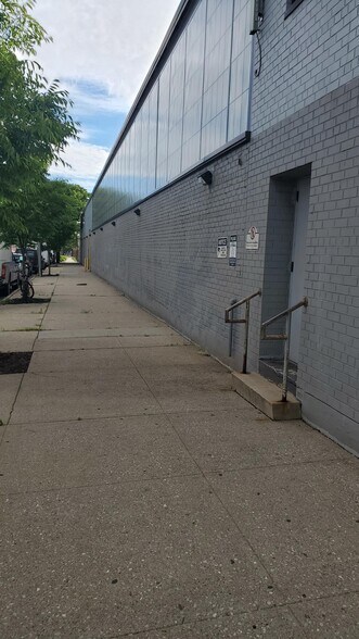More Photos Of 43-05 20th Ave, Astoria Manufacturing For Sale