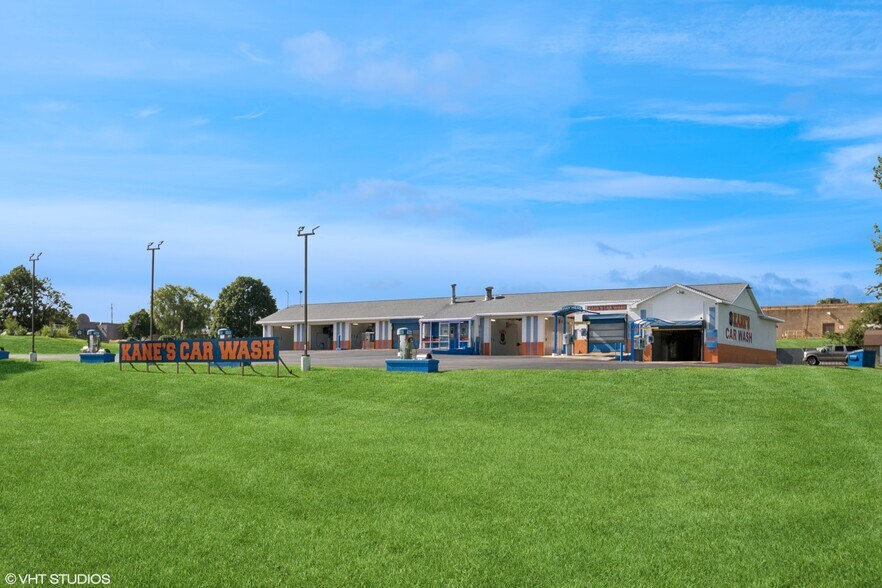 More Photos Of 731 Midwest Ct, Freeport Carwash For Sale