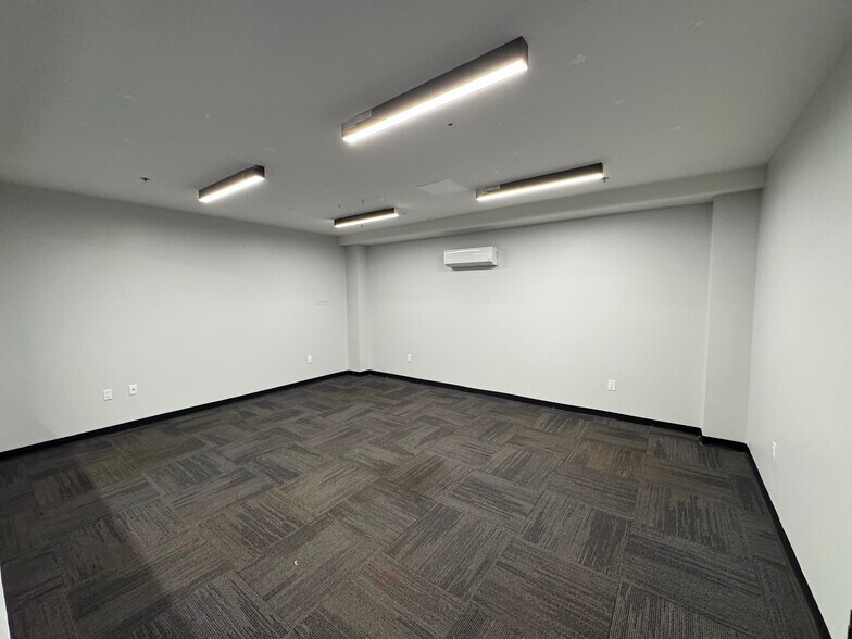 More Photos Of 152 Post Ave, New York General Retail For Sale