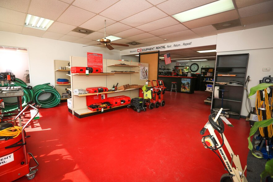 More Photos Of 3411 SE Dixie Hwy, Stuart Auto Repair For Sale