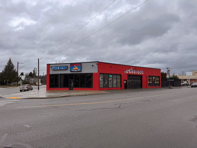 More Photos Of 225 W Main St, Monroe General Retail For Sale