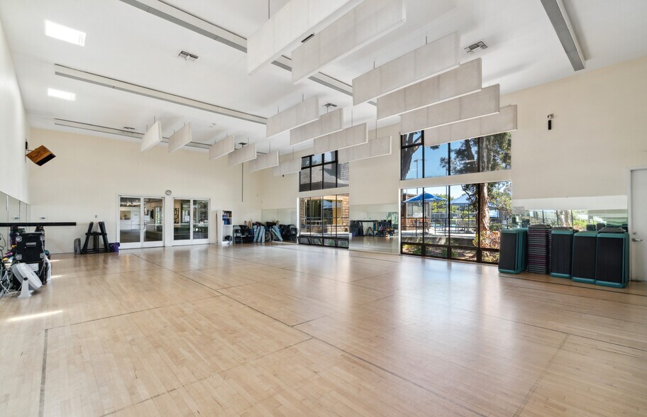 More Photos Of 200 Packet Landing Rd, Alameda Health Club For Sale