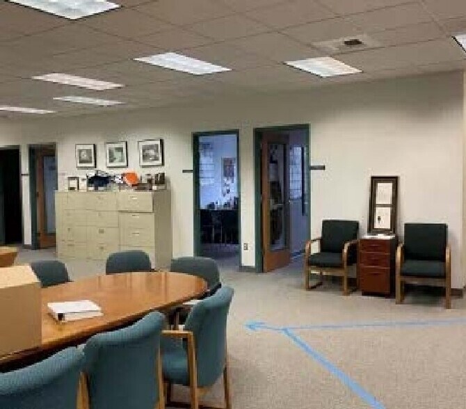 More Photos Of 1201 Court St NE, Salem Office For Lease