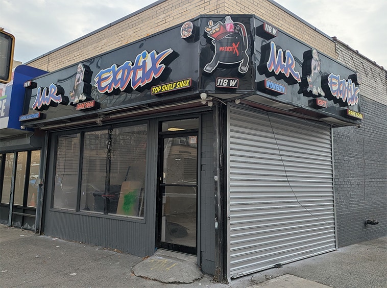 Primary Photo Of 100-118 W 168th St, Bronx Storefront For Lease