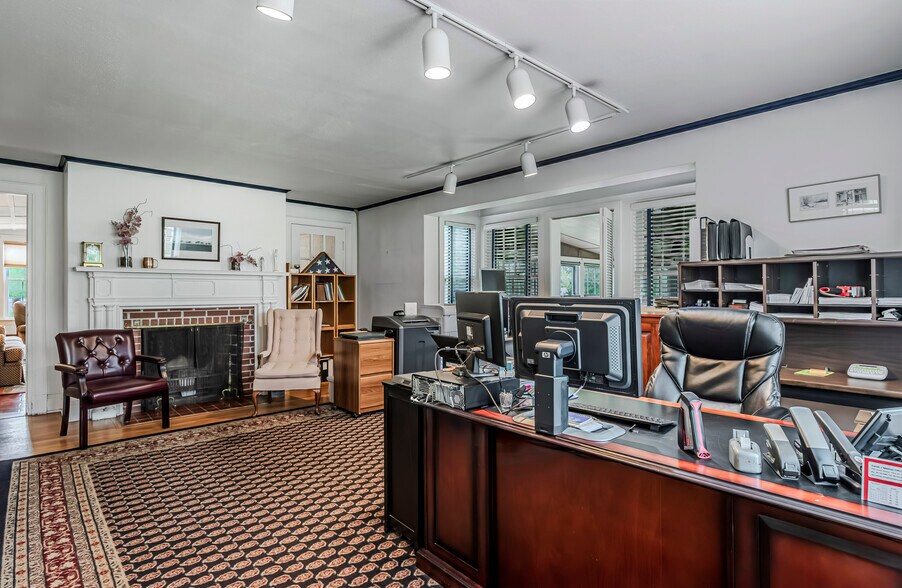 More Photos Of 2810 Genesee St, Utica Office For Sale
