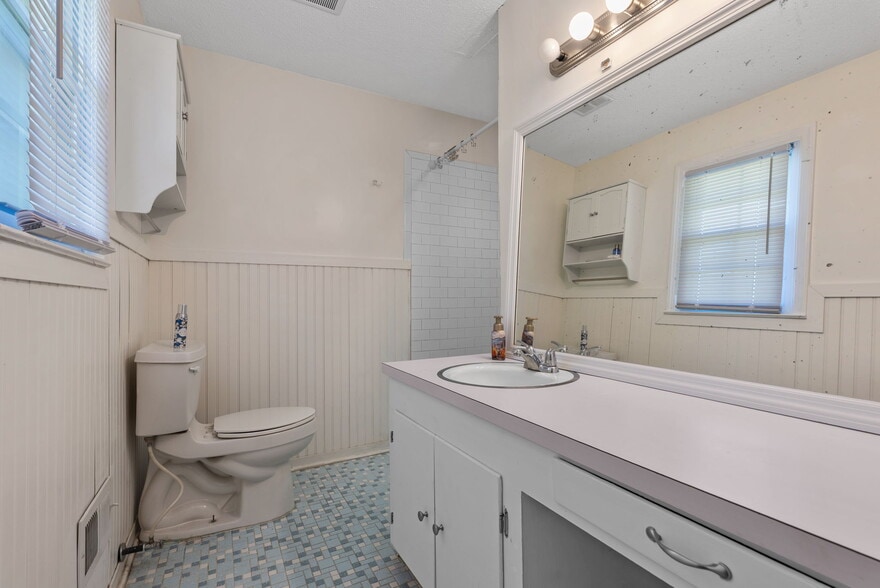 More Photos Of 300 N Green St, Williamston Land For Sale