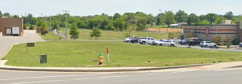 More Photos Of 241 Merchants Greene Dr, Morristown Land For Lease
