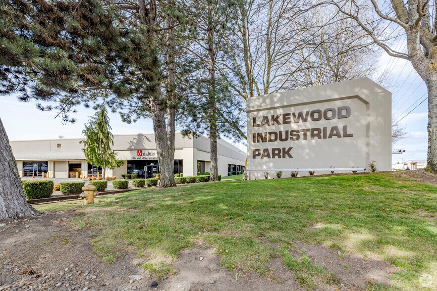 More Photos Of 4215 95th St SW, Lakewood Warehouse For Lease