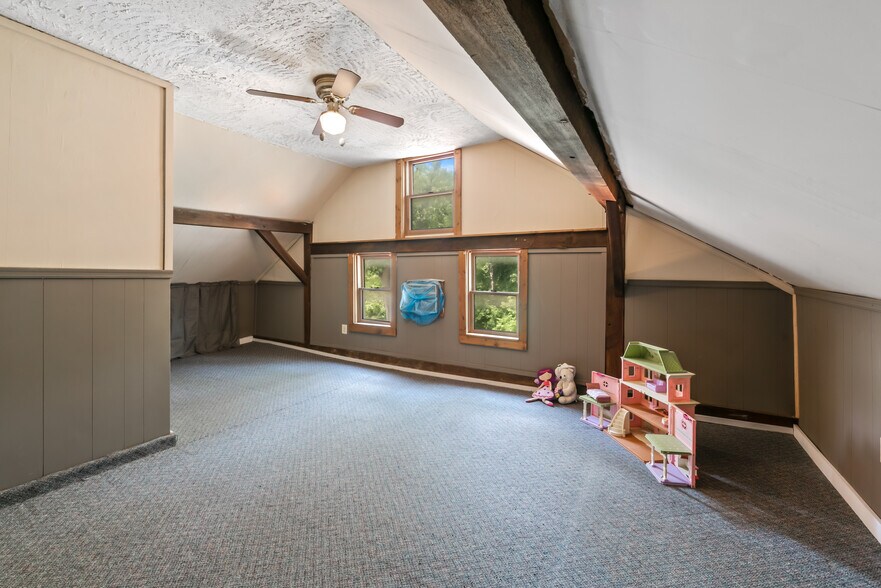 More Photos Of 9494 Riverton Rd, Bangor Restaurant For Sale